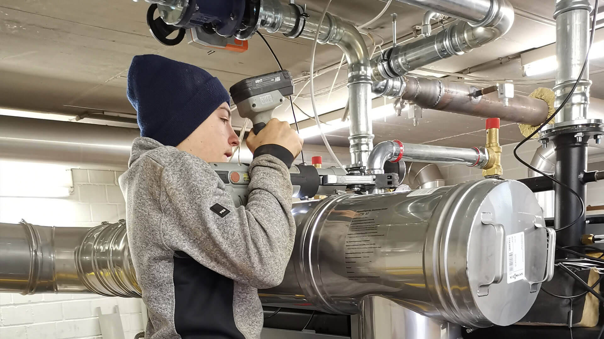 Luke Stellmach bei der Arbeit